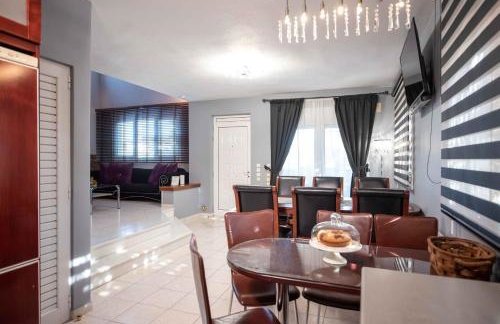 Dana's Luxury Maisonette - Photo 42