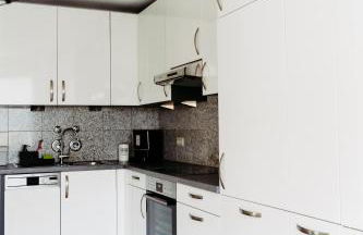 LuBu Stay Central, Cozy, with Workspace and Parking - Foto 11