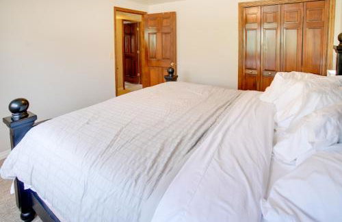 Hike, Golf, Ski and More Family Home in South Weber - Foto 21