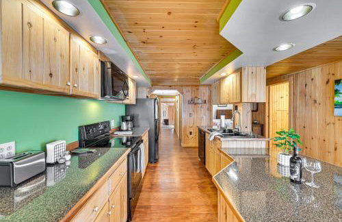 Pet-Friendly Boonville Apt with Deck on Main Street! - Foto 3