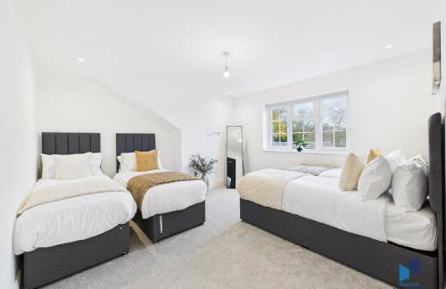 Luxurious 4-Bed Home, Sleeps 12, Free Parking - Foto 17