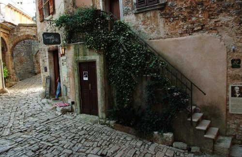 Kamene Priče rooms, music and food - Photo 29