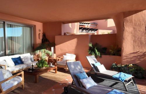 Exclusive 1 line Beach Apartment in Marbella with Panoramic Views - Foto 53