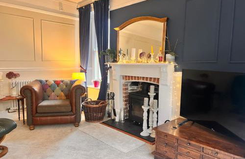 House in Appledore with Hot Tub and own parking - Foto 33