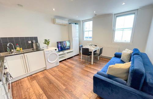 Embankment 2-Bed Flat with AC near Charing Cross, Trafalgar Square, London Eye, Big Ben - Foto 3