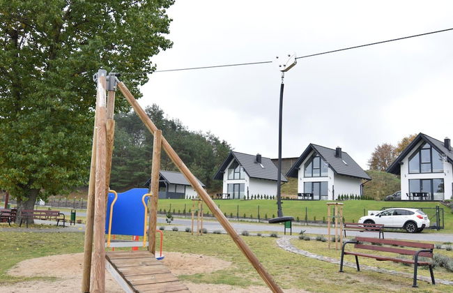 Cottage by Kiedrowickie Lake With Boat Access - Foto 10