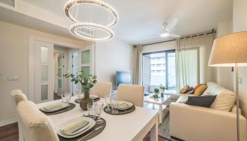 La Serna Premium Center - Photo 3