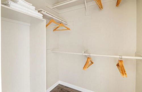 Santa Clara 2br w gym pool nr open-air mall SFO-1563 - Photo 14