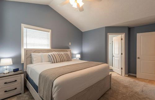 Hoosier Happiness Townhouse - 2 King Size Bedroom Suites - Foto 11