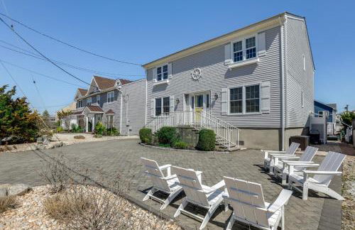 Walk to Beach Waterfront Mantoloking Gem with Deck! - Foto 26