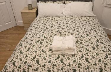 Luxurious home away from home - Photo 13