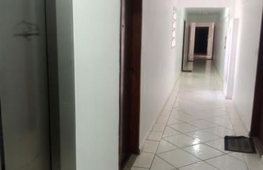 Apto Com Sacada e Ar Condicionado a 2 minutos da Praia - Foto 24