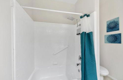 Beverly Hills Chic 2 bed 2bath with Patio and Parking 309 - Foto 24