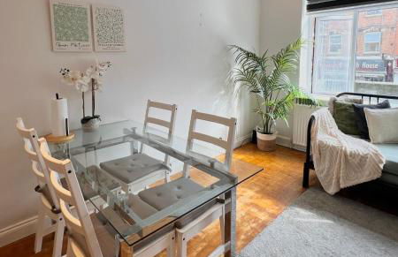 Cozy Waterloo Flat Sleeps 4 - 10 Mins to London Eye - Foto 7