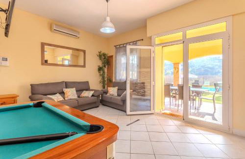 VillaLuz LloretLux con piscina, sala de juegos y barbacoa - Foto 11