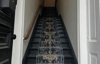 Boutique One Bedroom Apartment - Photo 19