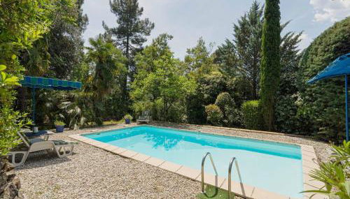 Serene Holiday Home in Les Salelles With Swimming Pool - Foto 2