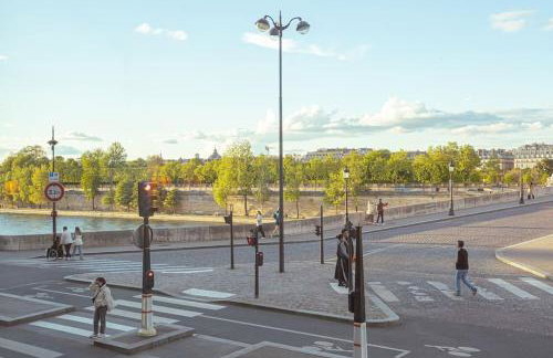 Apt vue Louvre et Seine - Photo 43