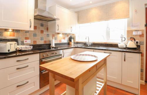 Compass Cottage - Photo 11