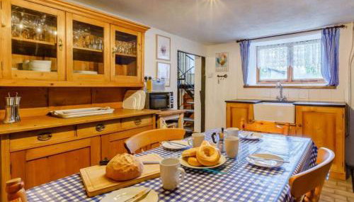 Hope Cottage - chocolate box thatch in Chittlehampton, North Devon - Foto 5, stove, pet friendly, minibar