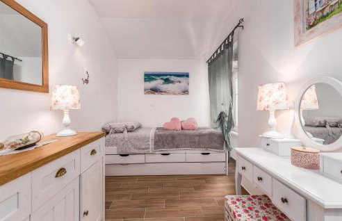 Cozy Home In Cres With House A Panoramic View - Foto 41