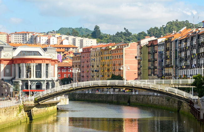 Tour por Bilbao + Funicular de Artxanda - Foto 1
