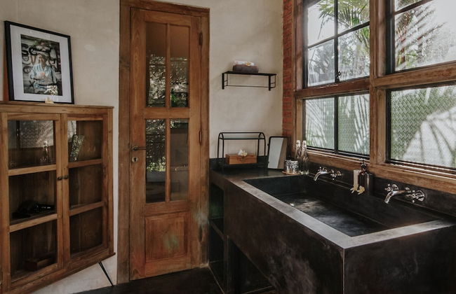 Exceptional 9BR Incredible Jungle View, River Access - Photo 61