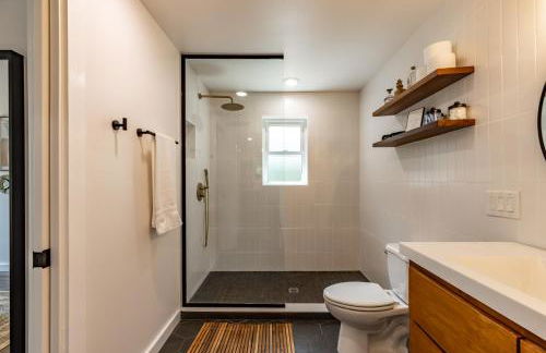 300 steps from Lake Hot Tub Fire Pit Game Room - Foto 43