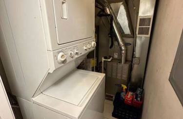 2-Bed 2-Bath Apt - Close to UC w/ Free Parking - Foto 7