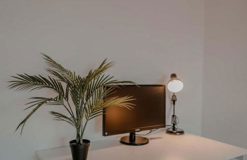 Apartment mit Küche, Arbeitsplatz und XXL Sofa - Foto 7