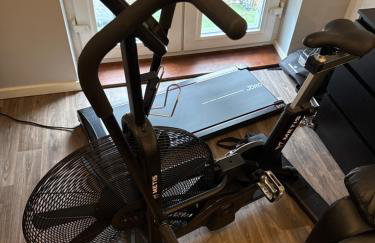 Cosy room near all amenities with free parking and WiFi - Photo 8