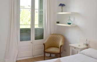 Claris Apartments - Photo 53