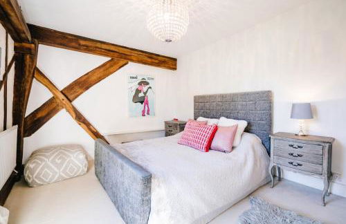 The Long Barn, a stylist barn conversion on a farm - Foto 16