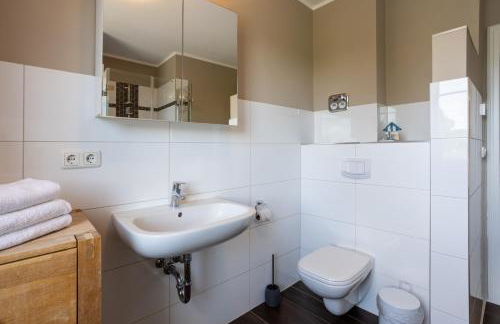 Ferienwohnungen Hafenresidenz Alter Speicher Lauterbach - Foto 59