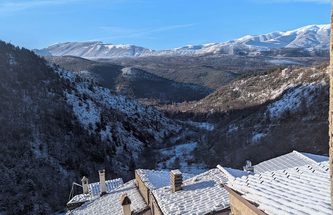 Charming Mountain Retreat in Pacentro, Italy - Photo 14