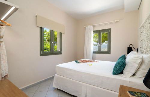 Blue View Villas - Photo 20