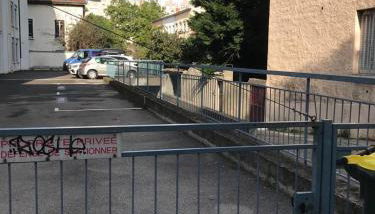 Duplex,centre Croix Rousse avec parking - Photo 3