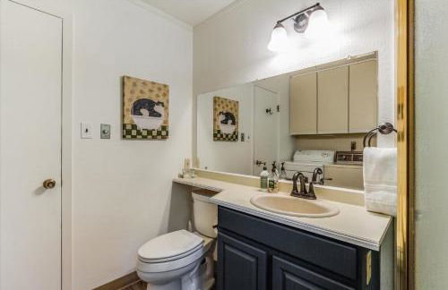 Lazy River Lodge - Hot Tub On the River Kayaks - Foto 35