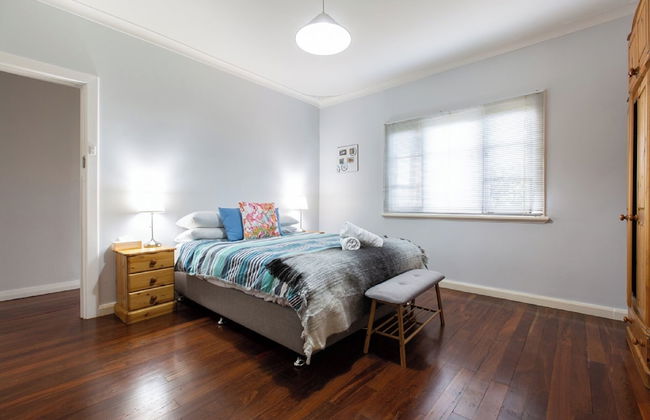 Relax and Unwind at Otters Retreat - Foto 1