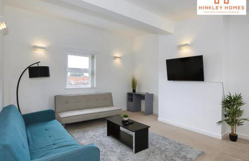 City Centre - Free Parking - HPC transport links - By Hinkley Homes Short Lets & Serviced Accommodation - Foto 12