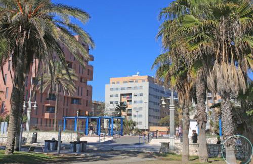 Ático con terraza y vistas, parking gratuito - Foto 16