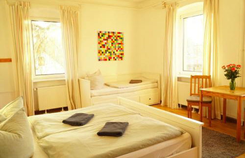 Villa Sophienschlösschen nahe Berlin - Exklusive Zeit zwischen 5 Seen mit großer Küche, gratis Sauna & 3500qm Garten - Foto 23