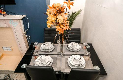 Apt - Sleeps 10 - Parking - Ideal for Contractors - Photo 16