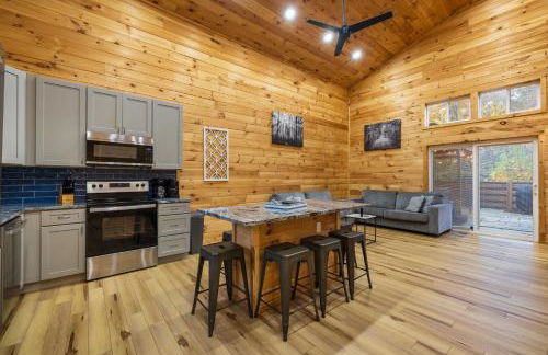 New listing-- Hocking Hills Modern Cabin - Foto 1