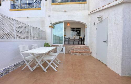 Casa Lebaza - Photo 1