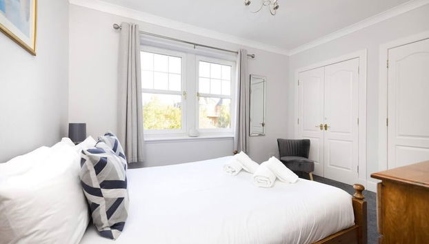 Modern Flat with Free Parking - Foto 2, Habitación