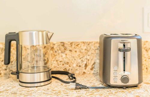 Newly Remodeled 3B2B House - Foto 20