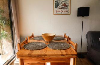 Appartement très calme 2 chambres avec parking et jardin privé sur les hauteurs de Briançon - Photo 7