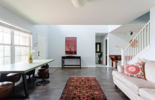 Amazing House with Pool, Arcade, Hot Tub and More - Accomodates 16 guests - Photo 33