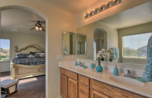 Relaxing San Tan Valley Retreat with Pool and Hot Tub! - Foto 17